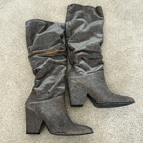 Stuart Weitzman Smashing Metallic Boots - Picture 2 of 12